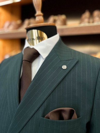 Костюм ЕМР 2-ка Двубортный Зеленый в полоску
