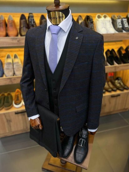 Костюм MAZALTOVMAN 3-ка Черный в клетку